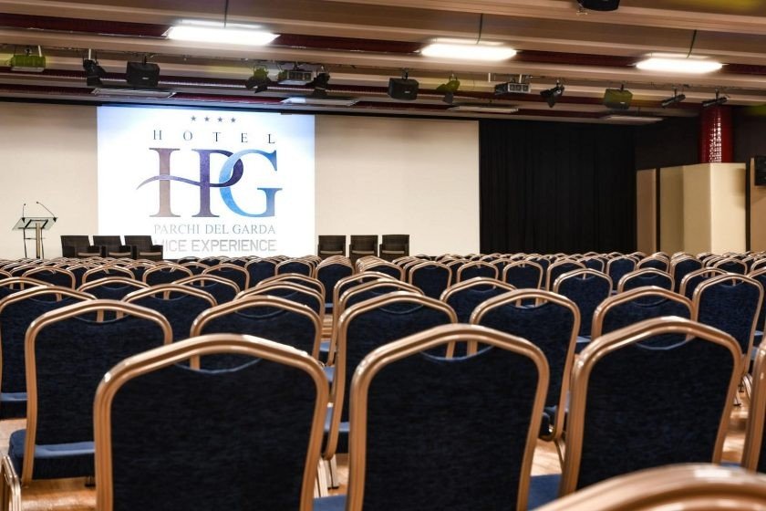 698359bba970369f3915e95b